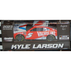 5 Kyle Larson, Valvoline,...