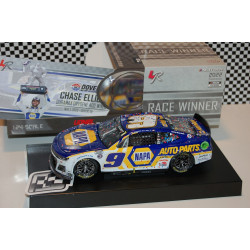 9 Chase Elliott, NAPA Dover...