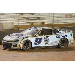 9 Chase Elliott, Kelley Blue Book Bristol Dirt Raced Version, CUP 2022 ELITE 1/24