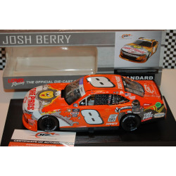 8 Josh Berry, Tire Pros Darlington Throwback, XFINITY 2022 HO DOUBLE AUTOGRAPHIÉ