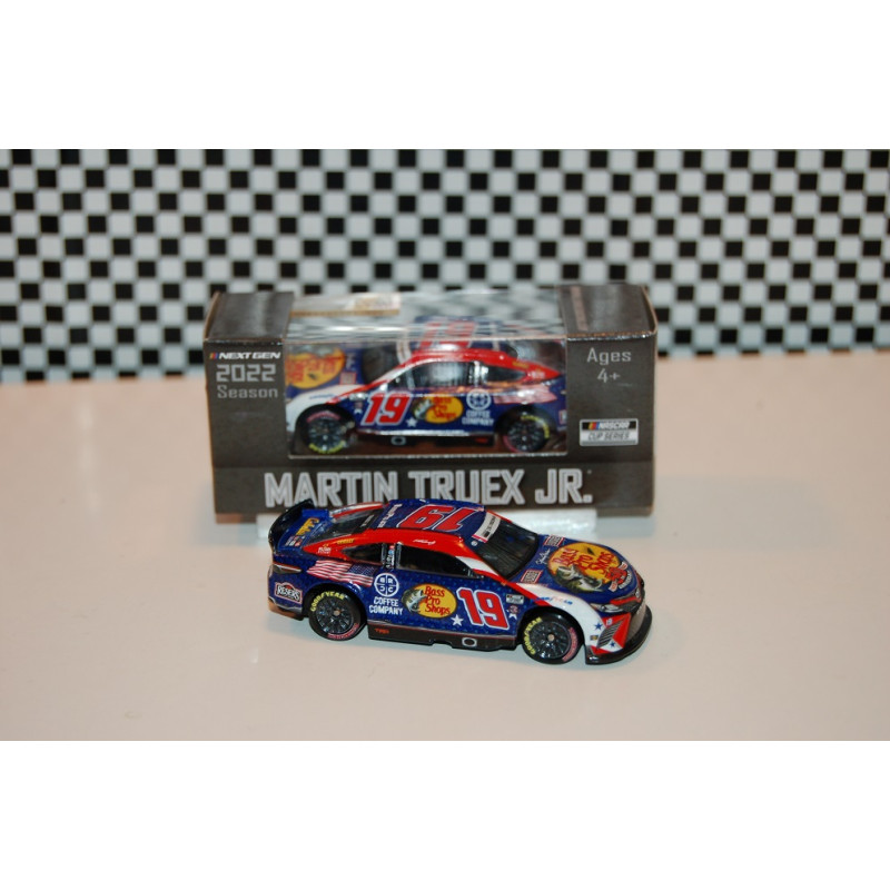 19 Martin Truex Jr, Bass Pro Shops Salutes, CUP 2022  1/64