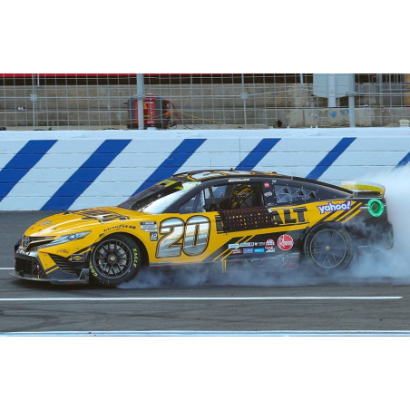 20 Christopher Bell, Dewalt Charlotte ROVAL 10/9 Win, CUP 2022