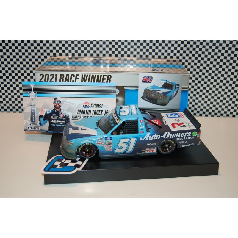 51 Martin Truex Jr, Auto-Owners Insurance, Bristol Dirt Win TRUCK 2021, 1/24