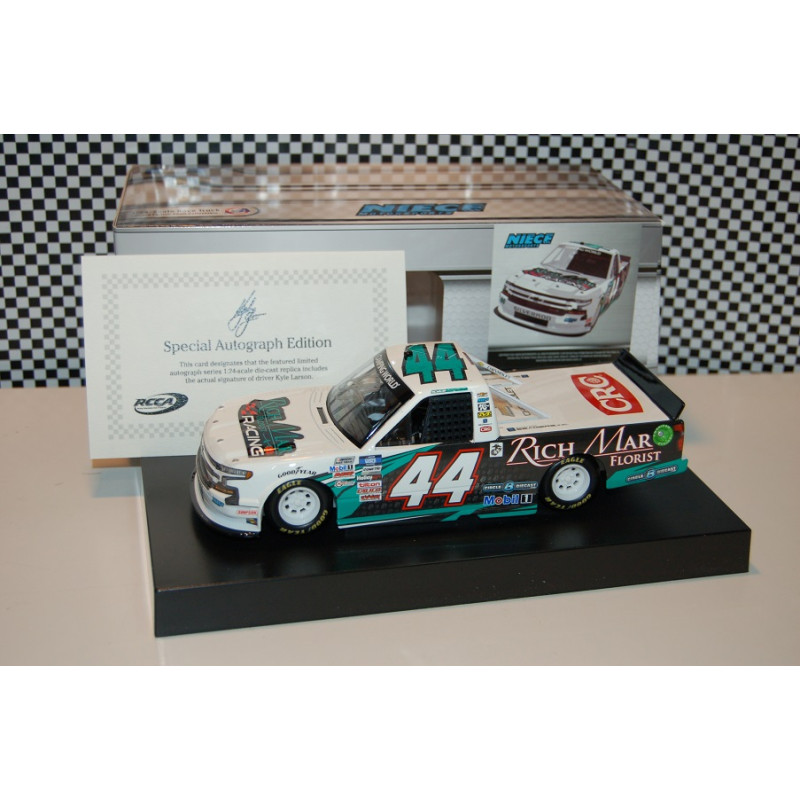 44 Kyle Larson, RICH MAR FLORISTE /PLANT B SALE, 2021 1/24 Autographier