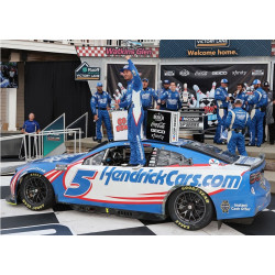 5 Kyle Larson, HendrickCars. com, Watkins Glen 8/21 Race Win, CUP 2022 HO